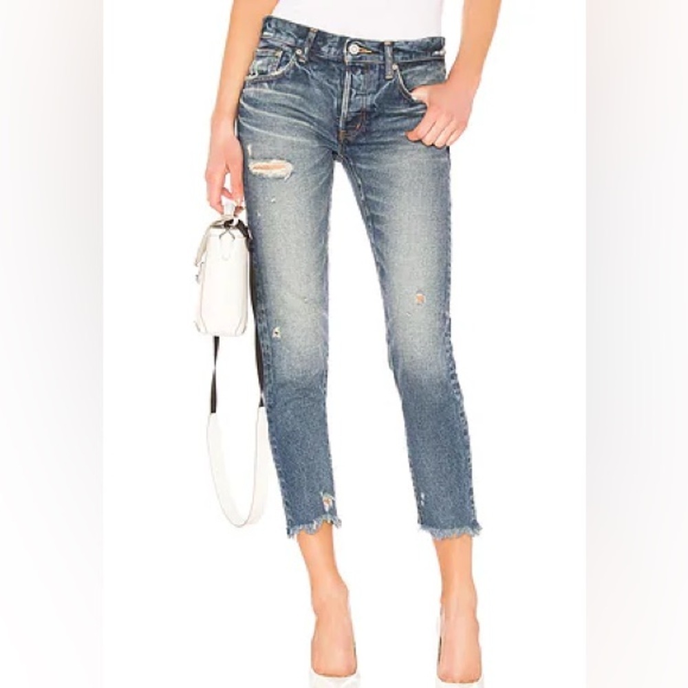 Moussy Distressed Ankle Jeans in Blue